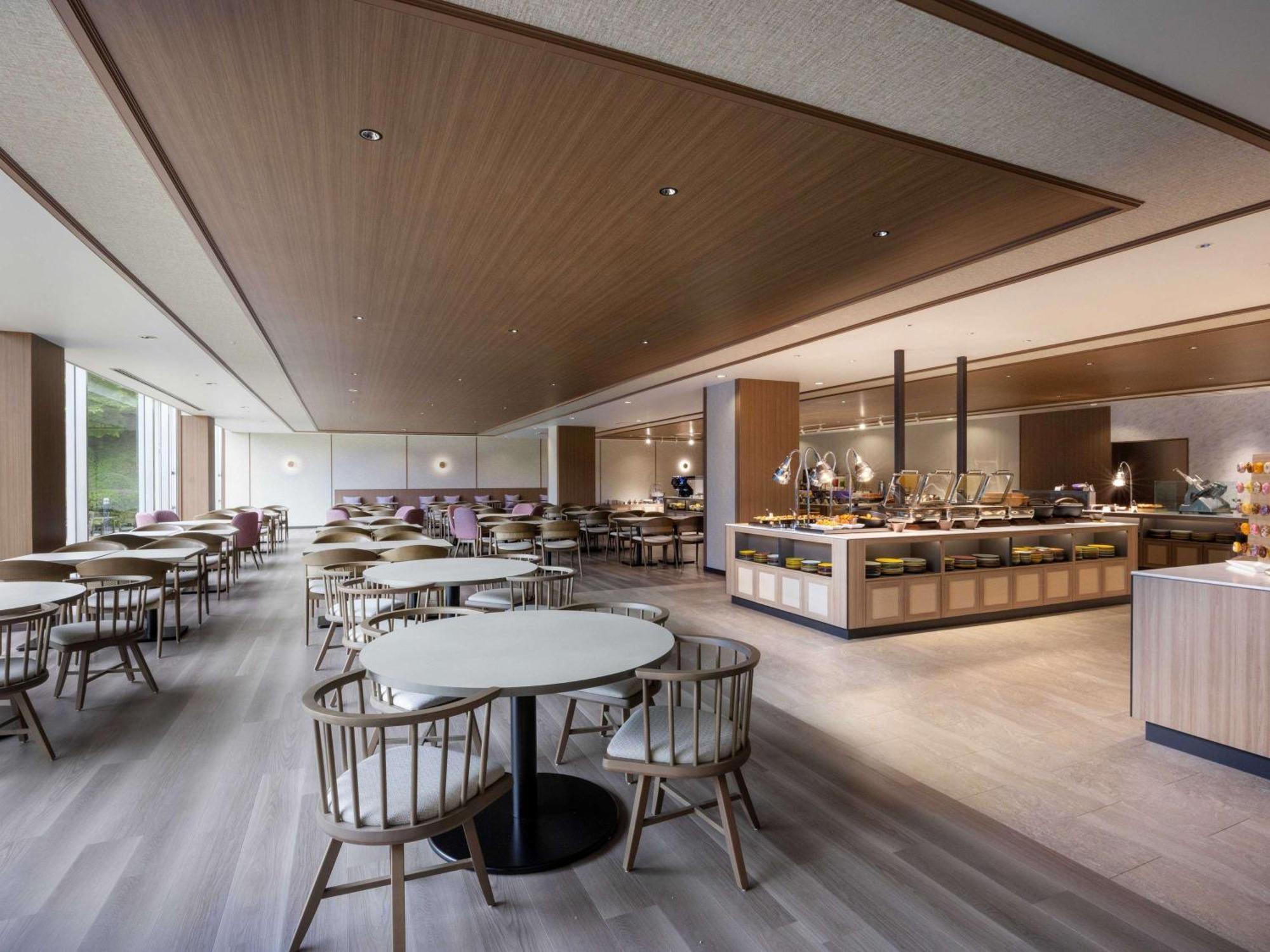 Mercure Fukuoka & Hotel 3*